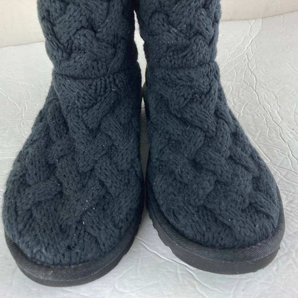 UGG Isla Knit Sweater Boots Womens 7 Ribbon Bow Chunky Cable Knit Designer